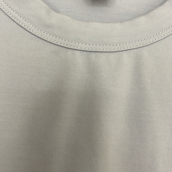 RW&CO. Light blue top size women’s medium - Picture 5 of 6